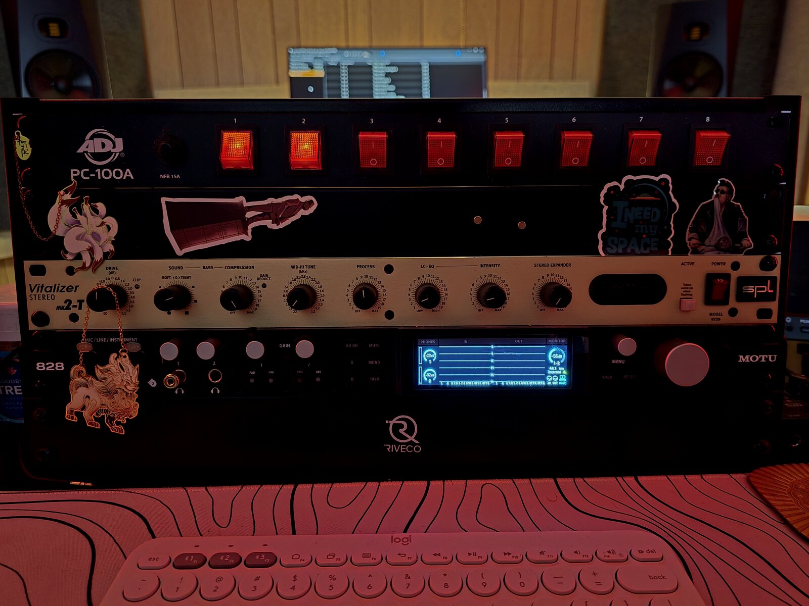SPL Vitalizer and MOTU 828 gear rack
